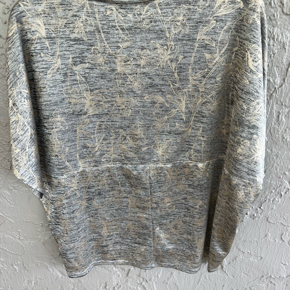 White House Black Market Gray and Gold Blouse - Picture 2 of 9